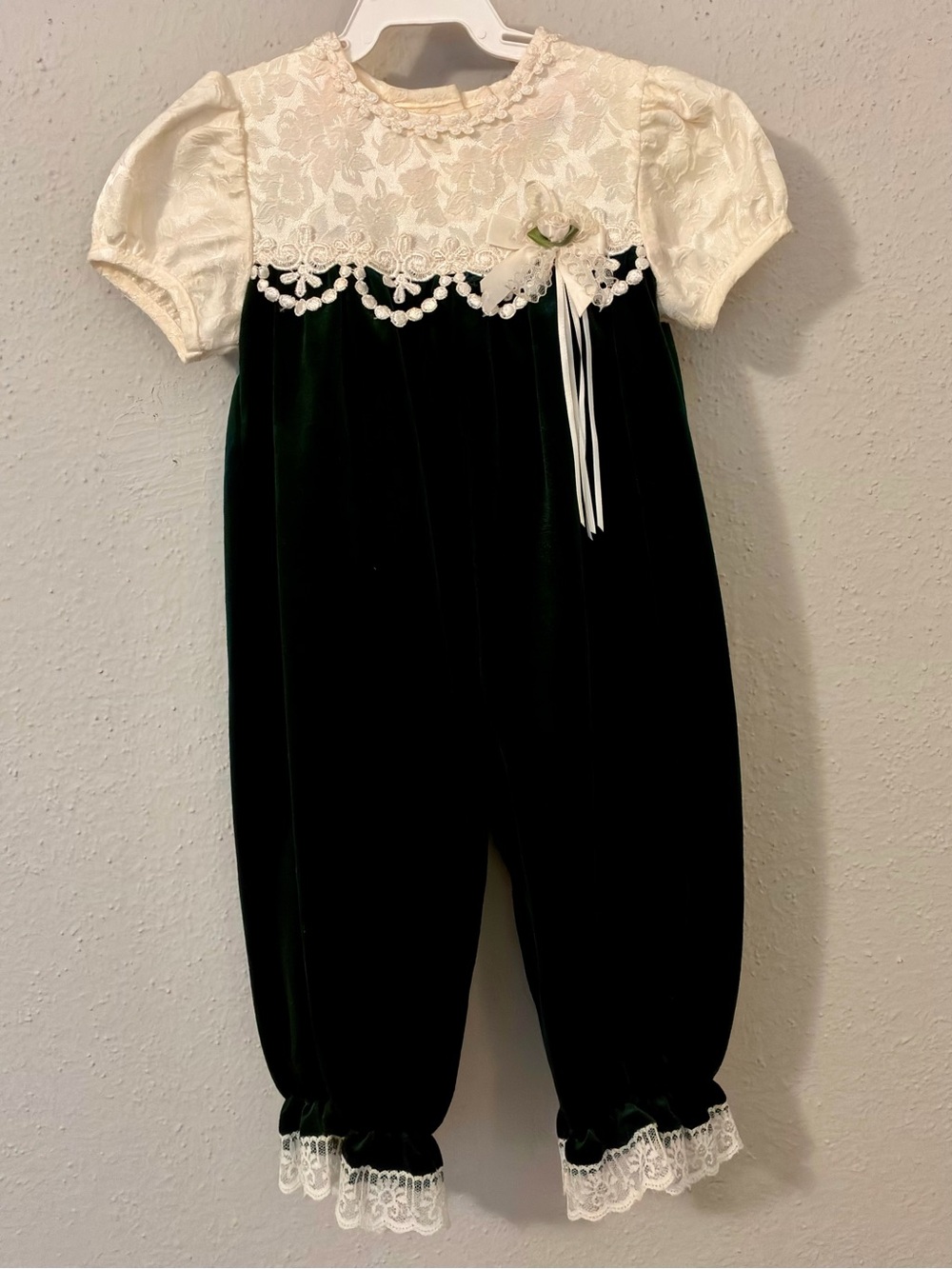 VTG Bonnie Baby Forest Green Velvet Holiday Romper 12M